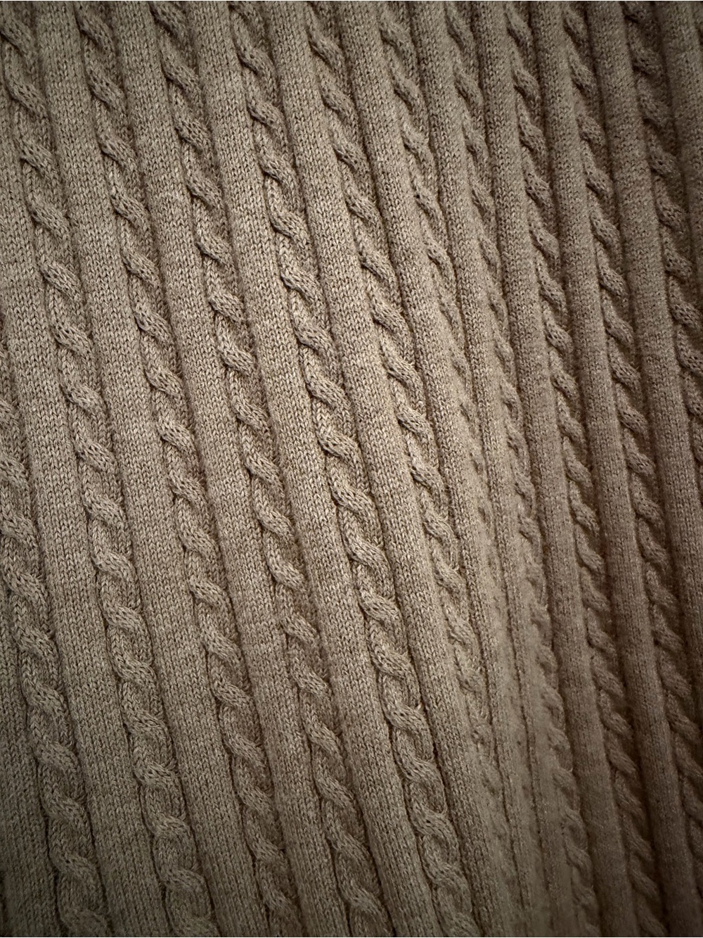 Cable-Knit Jogger Pants in Taupe beige cotton cashmere blend - Picture 5 of 8